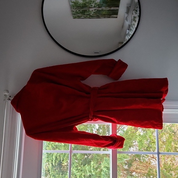 Victoria Secret - Picture 2 of 4